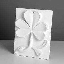 Мастерская Экорше / Plaster figure "Clover branch ornament"