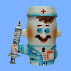 Веселый фарфор / Cheerful porcelain / Gift set "Mug Doctor" Injection with a Cap "in a Box