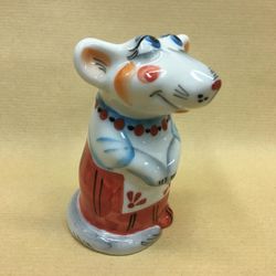 Figurine porcelain "Rat Marfa"