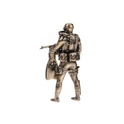 Золотая антилопа / Figurine "Diver"