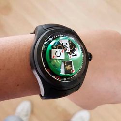 Corum / 瑞士机械钛腕表 Bubble L390 / 03246
