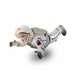 Фарфоровая мануфактура / Christmas tree toy "Astronaut in zero gravity"
