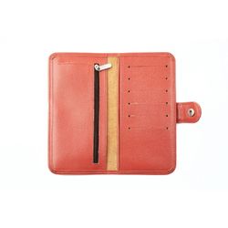 Clutch button mini with finished edges "Sagittarius" red