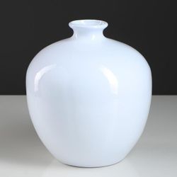 Керамика ручной работы / Table vase "Milita"