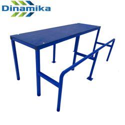 Dinamika / Bench with foot support