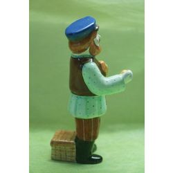 Ярославская майолика / Figurine "Grocer"