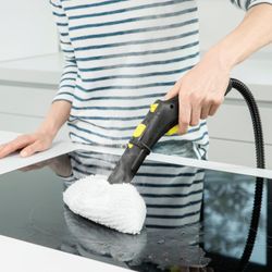 Steam cleaner KARCHER SC2 EasyFix, мощность1500 W, maximum pressure of 3.2 bar, 1 litre, yellow