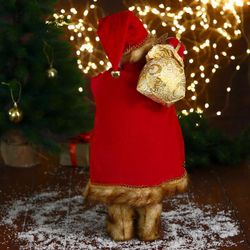 Зимнее волшебство / Doll "Santa Claus in a golden caftan, with a wreath"