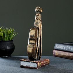 Хорошие сувениры / Piggy bank "Violin on the book"