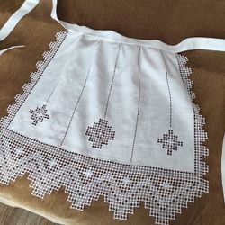 Традиции промысла / Openwork linen apron "Renaissance"