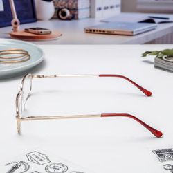 Сималенд / Corrective glasses