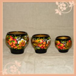 A set of cast iron - wood, painted on gold