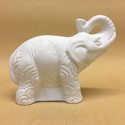 Figurine porcelain "Indian elephant white"