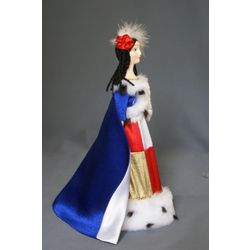Потешный промысел / Porcelain souvenir doll "Lady in a fancy dress, 1840s"