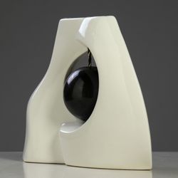 Керамика ручной работы / Table vase "Principle" 24 cm