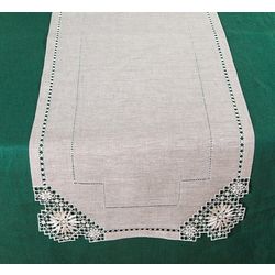 Гипюр / Path with openwork embroidery "Carved corners"