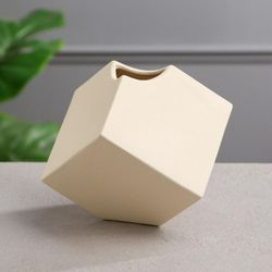 Керамика ручной работы / Table vase "Cube"