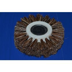 Торжокское предприятие щеточных изделий / Torzhok enterprise of brush products / Technical horsehair dental brush