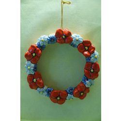 Ярославская майолика / Christmas tree toy "Wreath from the meadow"