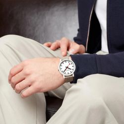 Mondaine / Swiss watches Essence MS1.41110.LG