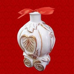 Лефортовский фарфор / Lefortovo porcelain / Christmas tree toy "Pumpkin carriage" white with gold