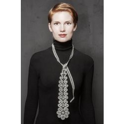 Снежинка / Snowflake / Women's lace tie "Mesh seven-leafed"
