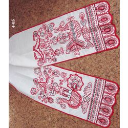 Карельские узоры / White linen towel "Bride and groom"