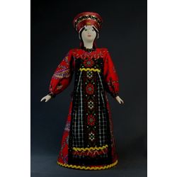 Потешный промысел / Porcelain souvenir doll "Ural. Maiden folk costume of the 18-19th century"