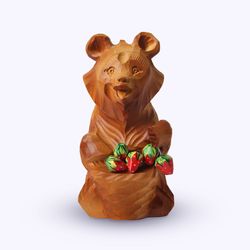 Богородская игрушка / Wooden souvenir "First berry"