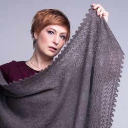 Оренбургский Пуховый Платок / Gray shawl "Great happiness"