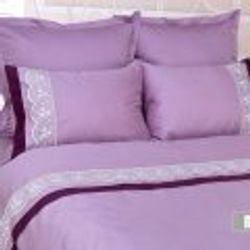 Bedding sets of mako-sateen with lace