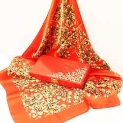 Золотая Хохлома / Natural silk scarf in a gift box