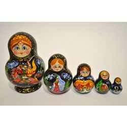 Matrjoschka № 35 "Märchen" 5 Puppen