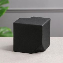 Керамика ручной работы / Table vase "Cube"