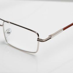 Сималенд /  Corrective glasses