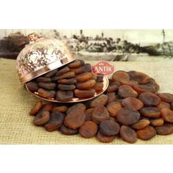 Dried apricots