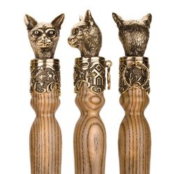 Золотая антилопа / Shoe spoon "Cat's head No. 2"