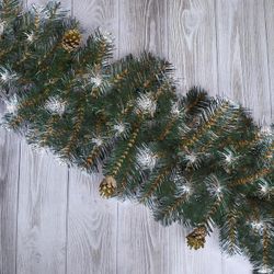 Сималенд / Coniferous garland "Winter's Tale with Golden Cones"