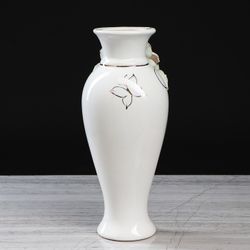 Керамика ручной работы / Table vase "Coquette"