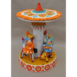 Дымковская глиняная игрушка / Figurine "Carousel"