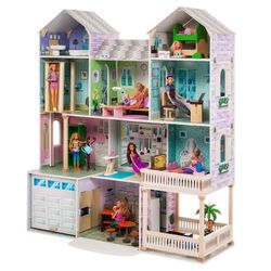 Wooden doll house "Estate Vittoria"