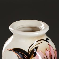 Керамика ручной работы / Table vase "Margo"