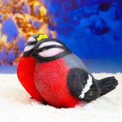 Хорошие сувениры / Garden figure "Bullfinches couple"