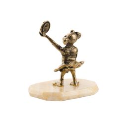 Золотая антилопа / Statuette "Monkey Merlin" on a stand