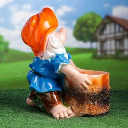 Хорошие сувениры / Figured planter "Gnome merry"