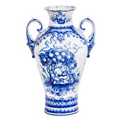 Гжельский Фарфоровый завод / Vase Valentine plot author's work
