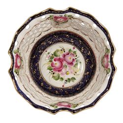 Sweet Magnolia - overglaze painting