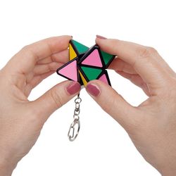 GamesDealer / Kaos Mini Yıldız Anahtarlık Yapboz