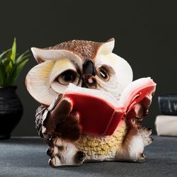 Хорошие сувениры / Figure "Owl with a book"