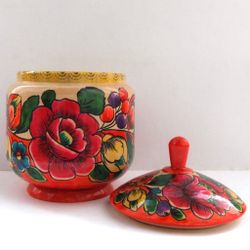 Bank wooden polkhovskiy Maydan
